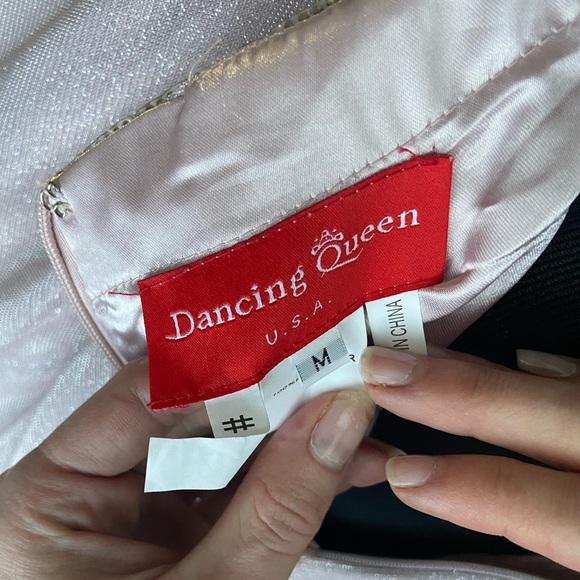 The best dress for your graduation party, so you look like a princess. - Picture 6 of 6